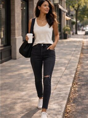 RARE Re Done x Levi’s Collab Black Distressed Jeans High Rise Skinny Leg